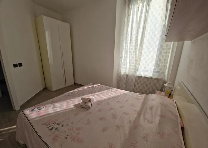 Miriam'S House - La Casa Di Miriam A Como Centro A 2 Minuti Dal Duomo *